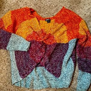 Multi color sweater, bunch front